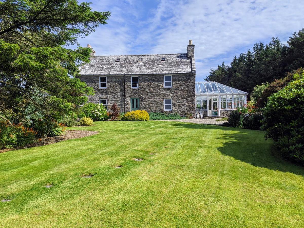 Cosy, Coastal Retreat With A Large Garden Villa Monreith Kültér fotó